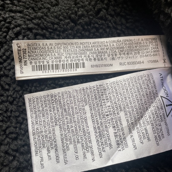 Zara sherpa jacket, black, size M - Picture 3 of 4